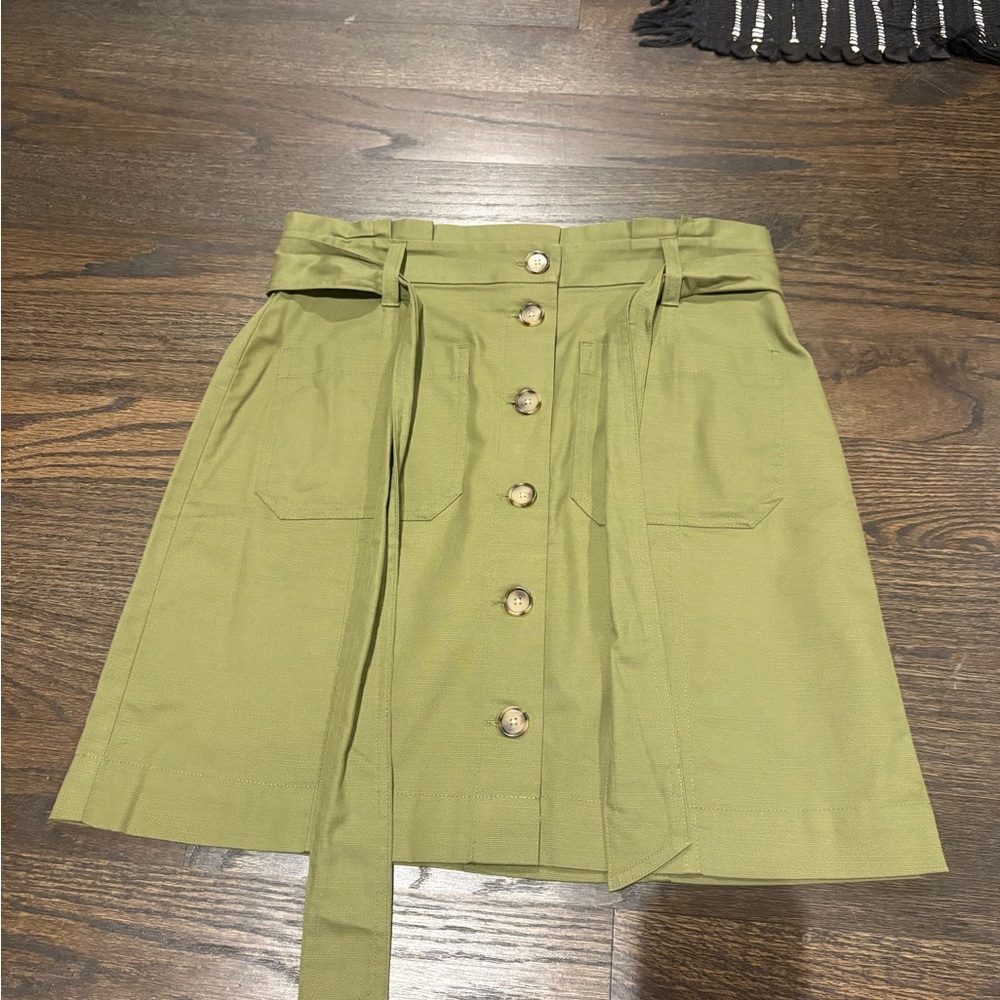Loft Skirt, never worn!